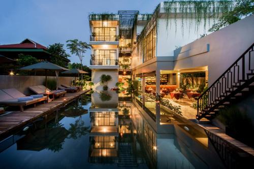 Wat Bo Area Hotel | Vihara The City of Temples