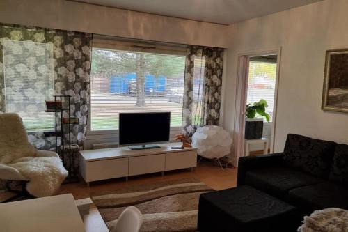 Oulainen Apartamento | Viihtyisä kaksio ydinkeskustassa maantasossa