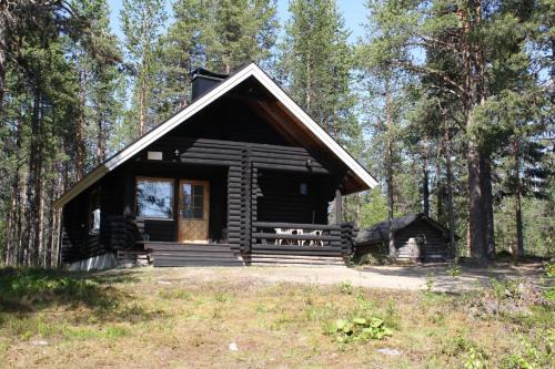 Enontekio Casa | Viihtyisä mökki riekkojen mailla Hetassa