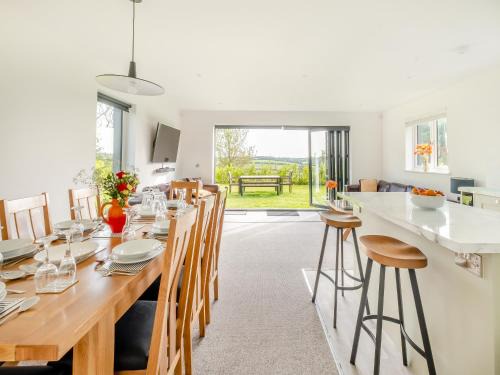 Newport East Casa | Viking - Uk44983