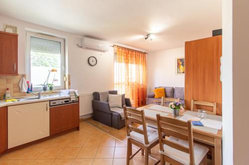 Gyor Apartamento | Viky's Apartment