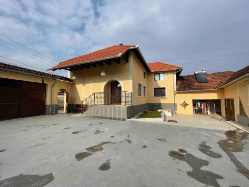 Carpinet Casa | Vilă in Izbuc, Bihor - Casa Moma