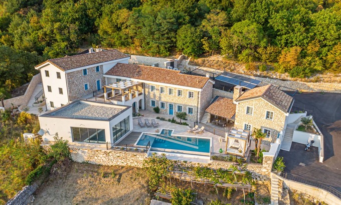 Bribir Casa | Vila 72 / Vila 21 by Interhome