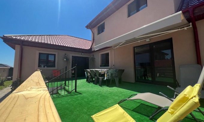 Navodari Casa | Vila Alemary