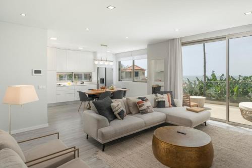 Ponta do Sol Villa | Vila Chu by An Island Apart