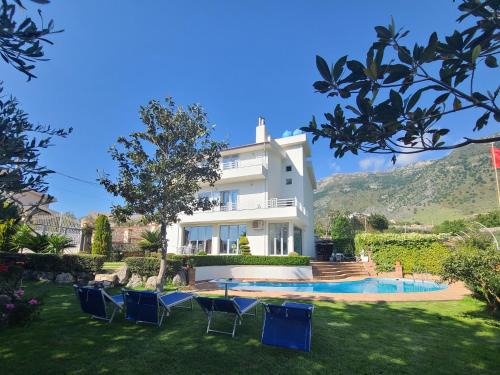 Tragjas Casa | Vila Elida