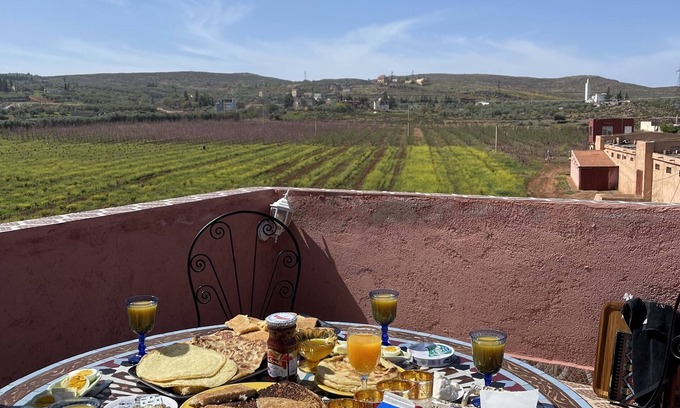 Ait Sebaa Lajrouf Otro | Vila Haja - Beautiful Farmhouse in the middle of nature!