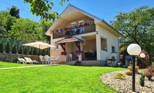 Cacak Villa | Vila Jovana - self check in