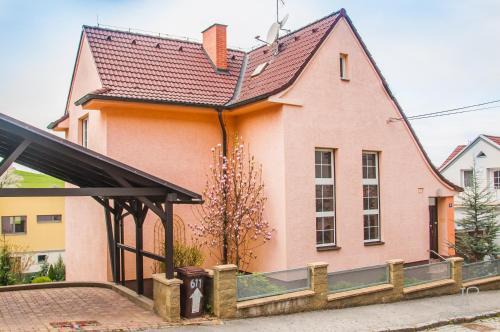 Luhacovice Apartamento | Vila Magnolie