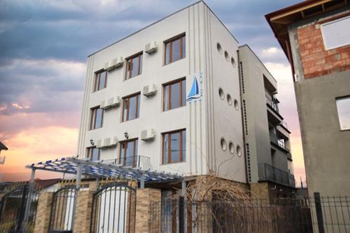Costinesti Casa | Vila Nautica