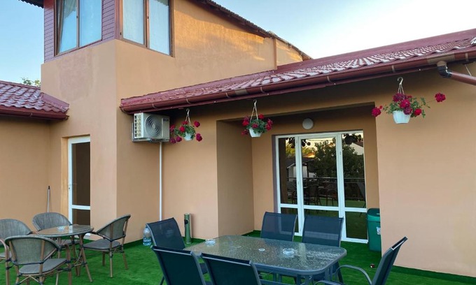 Costinesti Casa | Vila Pișcoțel