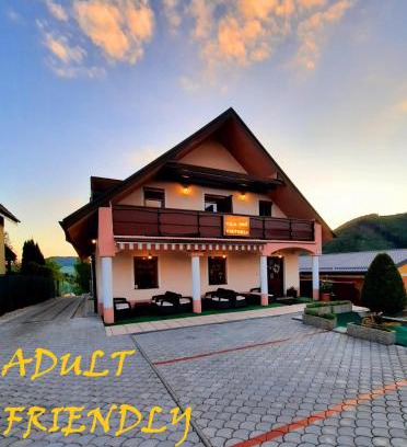 Rajecke Teplice Casa | Vila Viktória
