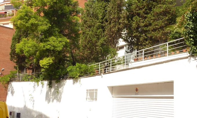 Gracia Casa | Casa Vilaro Park Guell con piscina privada. Ideal grupos de amigos y Familias