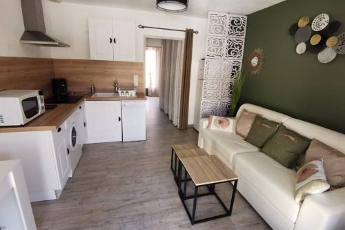 Cap d'Agde Villa | Villa émeraude dans résidence