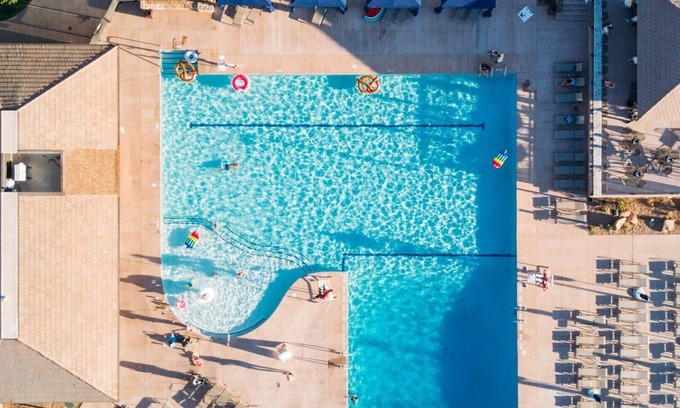 Bloomington Condominio | Nueva Villa 3, All Master Suites Resort! Bloomington Country Club