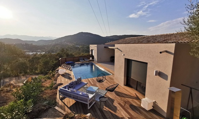 Cirendinu Casa | Villa nueva, 4 habitaciones, piscina, bonita vista del golfo de Porto-Vecchio