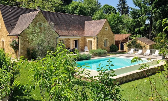 Sarlat-la-Caneda Villa | Villa 12 persons 5 bedrooms with swimming pool