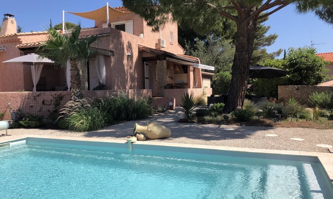 La Ciotat Villa | Villa 150 m2, 4 air-conditioned bedrooms 8/10pers swimming pool, close to beaches