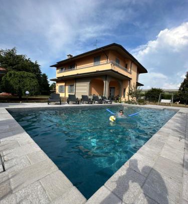 Cassano d'Adda Apartamento | Villa 2