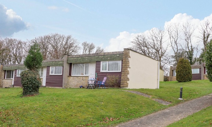 St Teath Cabaña | VILLA 29, family friendly, with pool in Camelford