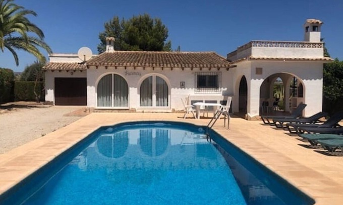 El Tesoro Chalet De Esquí | Villa 6 personas | 3 dormitorios dobles | Piscina privada
