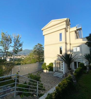 Mjull-Bathore Apartamento | Villa 35