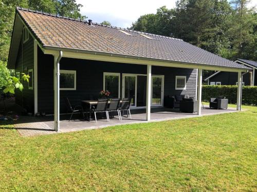 Municipality of Rhenen Casa | Villa 6 persons - Vakantiepark De Thijmse Berg