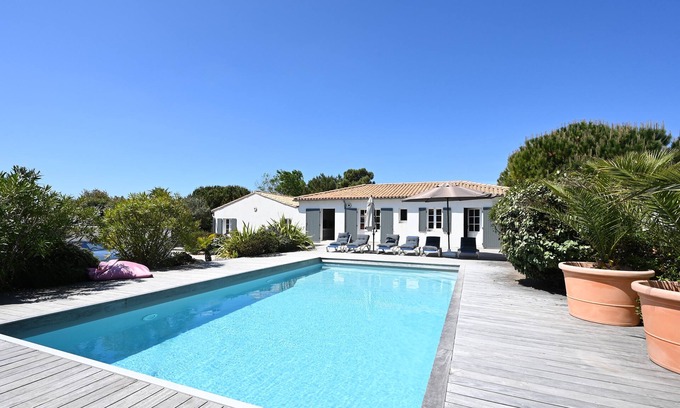 Sainte-Marie-de-Re Villa | Villa 6 Suites - Piscina climatizada - Jardín cerrado - 100 m del mar -