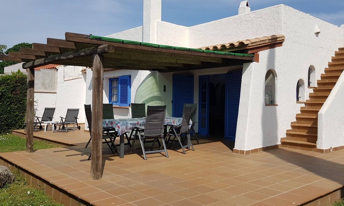 Torroella de Montgri Chalet De Esquí | Chalet Acacies 25 (Urb. Torre Gran)