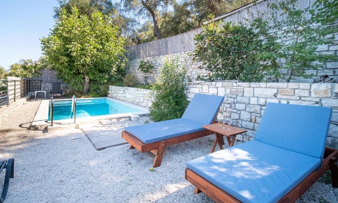 Mpogdanatika Villa | Villa Adamantia Paxos