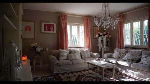 Ripa-Pozzi-Ponterosso Villa | Villa Alba