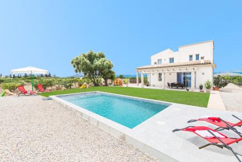 Mallorca Villa | Villa Albaimar with swimming pool and garden