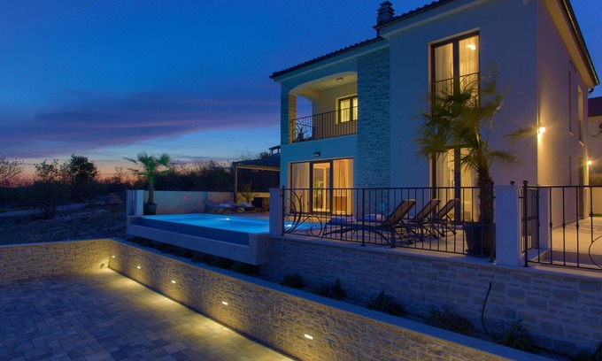 Garica Casa | Villa Allegra (63461-K1) - Garica