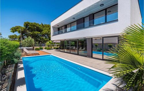 Banjol Casa | Villa Alpha