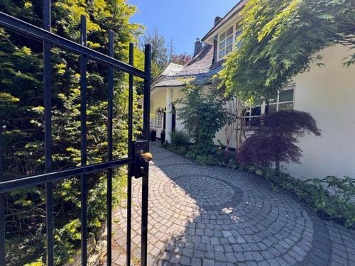 Bad Homburg v.d. Hoehe Apartamento | Villa Am Park