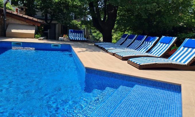 Milcetici Apartamento | Villa Amalia Apartment 2