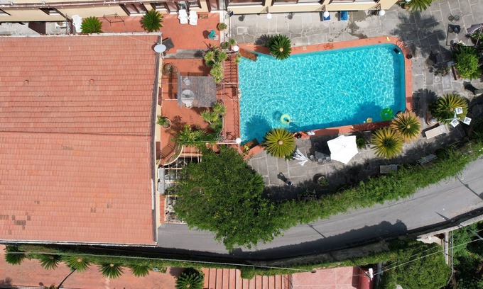 Marini Villa | Increíble Villa Histórica con piscina de mármol y jardín tropical en la Costa Amalfitana