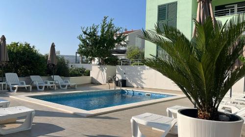 Okrug Gornji Apartamento | Villa Amaris - Apartments with sea view & heated swimming pool at Čiovo