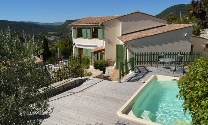 Coursegoules Casa | VILLA AMICALEMENT HOTE - COTE D'AZUR