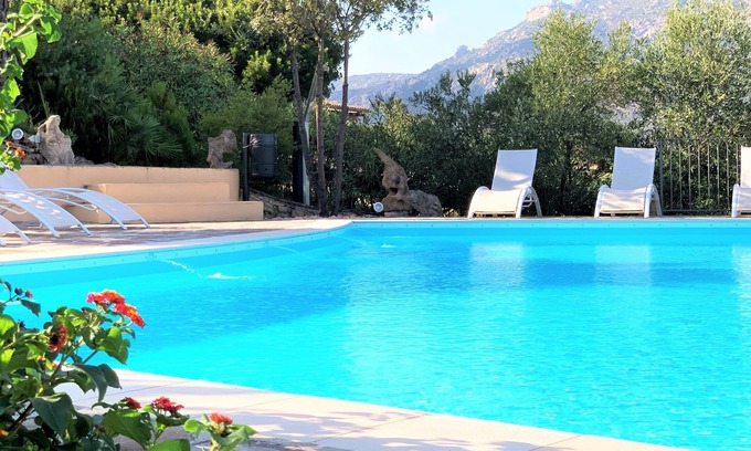Olbia Apartamento | Villa Anastasia Junior Suite in Villa con Piscina
