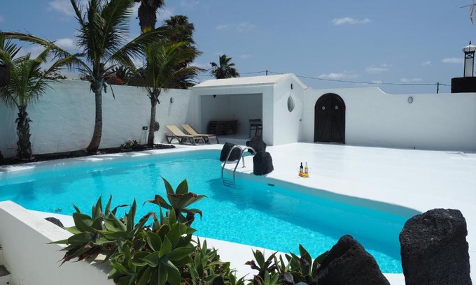 Macher Villa | Villa Angela