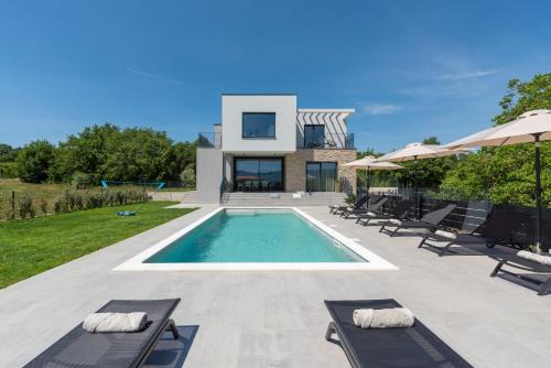 Krsan Villa | Villa Ani for 8 people near Labin Rabac with private pool and children playground