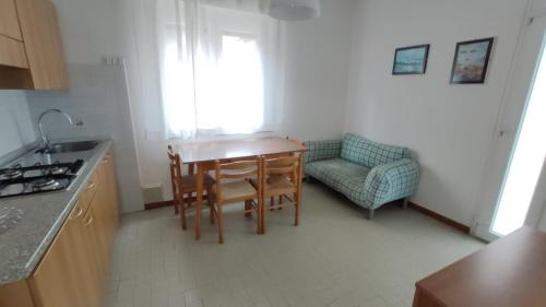 Lignano Sabbiadoro Apartamento | Villa ANNA 3