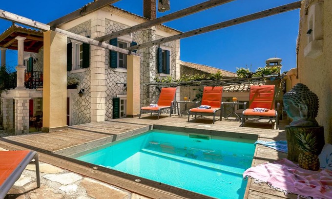 Loucha Casa | Villa Antoon