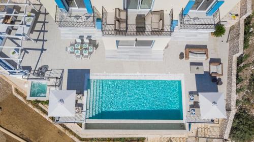 Antipata Villa | Villa Apollonia