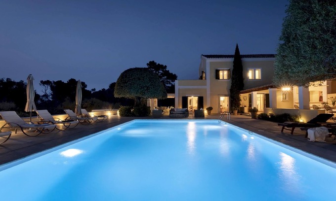 Kefalonia Villa | Villa Argostoli right by the sea