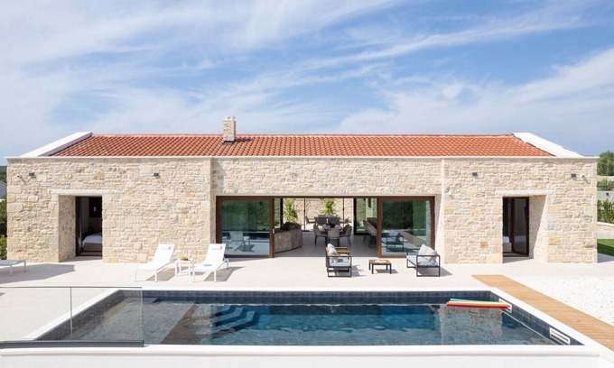 Sikovo Villa | Villa Aria Dalmatica heated pool sauna & jacuzzi