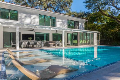 North Miami Beach Casa | Villa Arielle