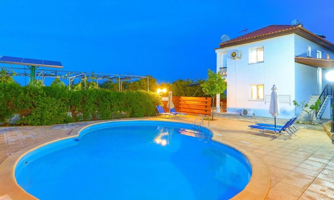 Latchi Villa | Villa Arsinoe Finiki