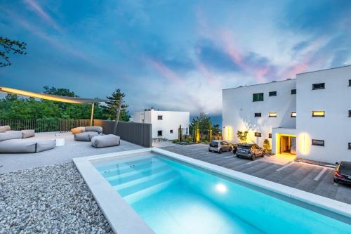 Zurkovo Casa | Villa Atrio